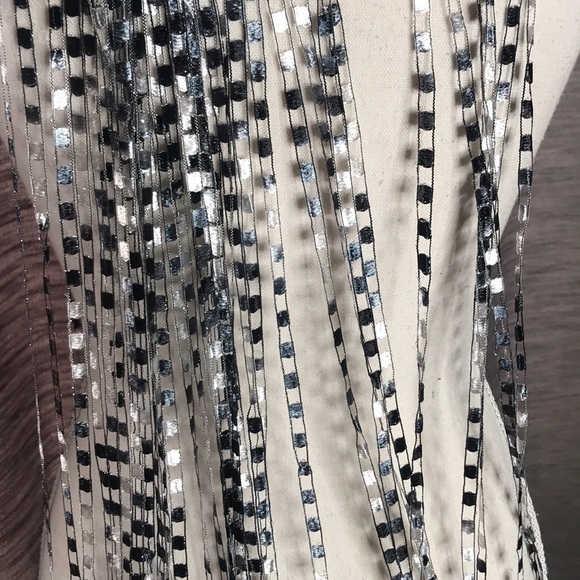 BLACK GRAY WHITE ACCESSORY SCARF - Picture 6 of 8